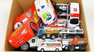 トミカのはたらくくるまのミニカーを開封してコンボイへ収納します