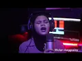 Download Lagu ( TIMI ) Tak ingin menangis lagi.