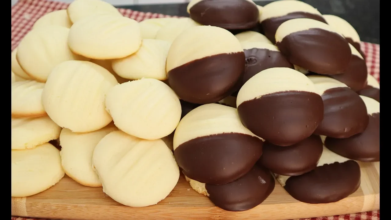 DERRETE NA BOCA - VOCÊ NÃO ACREDITA COMO É FÁCIL DE FAZER  I BISCOITINHOS DE LEITE NINHO