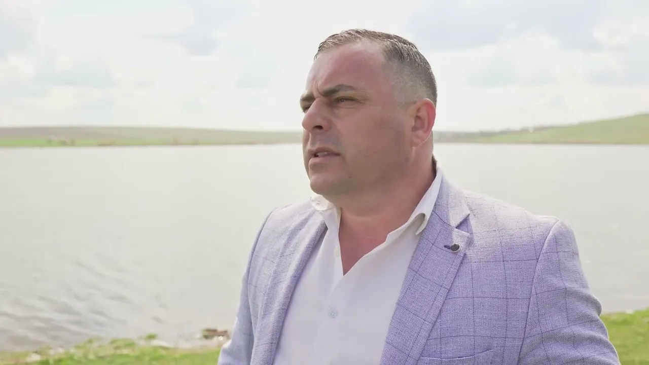 Sorinel de la Plopeni - Pastreaza ma in amintirea ta (Originala 2021)