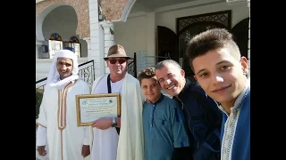 باتريك دانيال مولان اعتنق الاسلام بمسجد السلام أم البواقي الجزائرPATRICK MOULIN 