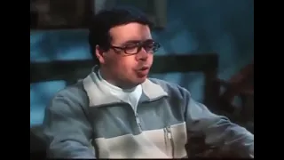 سندوتشات كده جنبه رومي كده و جبنه بيضا وحلاوة ولانشون و كل واحد معاه ازازة سفن كده يشربها يبقا تمام  سندوتشات كده جنبه رومي كده و جبنه بيضا وحلاوة ولانشون و كل واحد معاه ازازة سفن كده يشربها يبقا تمام