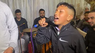 شاهد ولد صغير دخل العرس رونها شعبي طاسة يشربها وطاسة يقيسها جزء أول يتبع مرجو إشتراك 