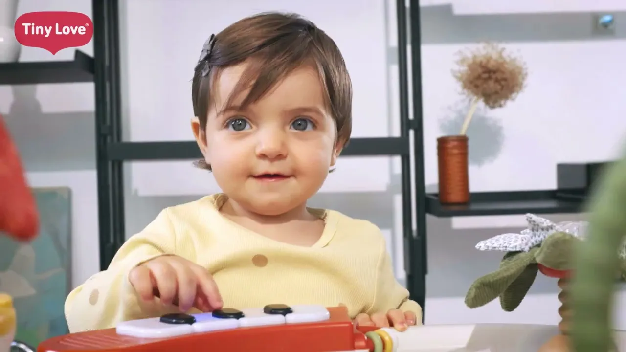 Tiny Love Black and White Decor 5-in-1 Here I Grow Stationary Activity Centre