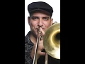 Dadá do  trombone - pedacinhos do céu
