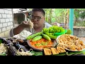 Lagu NIKMATNYA MUKBANG DI DESA LALAPAN SERBA ADA HANTAM POKOK E...