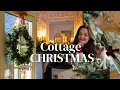 Lagu DIY Christmas Cottage | Fresh Foliage Wreaths, Garland \u0026 Table Decor