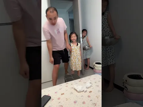 傻爸爸&聰明女兒的搞笑劇情😂😂 #整蠱 #funny #comedy #duet #fun #搞笑 #萌娃