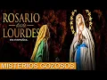 Download Lagu Rosario desde Lourdes en Español de HOY MISTERIOS GOZOSOS lunes 7 de julio de 2025