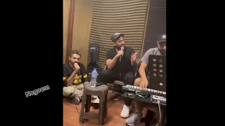 تامر حسني يغنى مستنى إيه لايف من أجمل الاغانى في البومه الجديد لينا معاد 