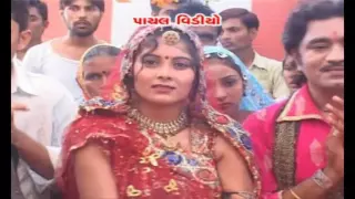 aarti bahuchar mani thay mataji ni aarti bahuchar mani aarti singer by darshna vyas