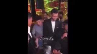 أفشة وحسام حسن يرقصان على أبص لروحي فجأة الدوري راح فجأة في فرح الصوت متركب ع الفيديو بس حلو 