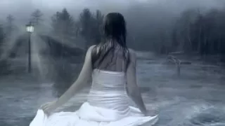 مستني ايه ولا انت لازم تبكي قدمك عنيا دندنها