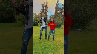 واحد جاي في ضهرك شوطو بيمشط رجلك  واحد جاي في ضهرك شوطو بيمشط رجلك
