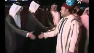 جلالة الملك يحل بالدوحة في زيارة عمل رسمية لدولة قطر 
