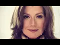 Amy Grant - Baby, It’s Cold Outside (Lyric Video) ft. Vince Gill