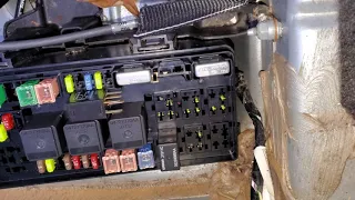 2006 Chrysler 300 Fuel Pump Relay Fuel Pump Fuse