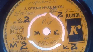 kundi 038 side b j otieno nyar ndori kaudha twins band 73 by john oketch u0026 wilson oketch luosongs
