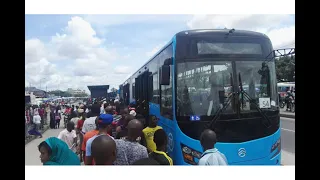 MWENDOKASI ADHA KWA ABIRIA GUBU LA MADEREVA 