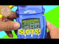 Download Lagu 2003 Radica Slots Draagbare elektronische game Hoe te spelen