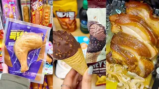Follower bảo ăn gì, mình ăn đó ở CỬA HÀNG TIỆN LỢI!