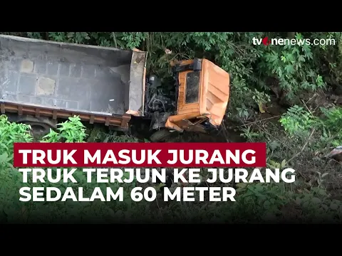 Diduga Rem Blong, Truk Masuk Jurang di Polewali Mandar Sulbar