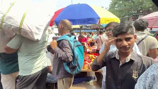 दिल्ली आणि आसपासच्या परिसरातील गर्दी 