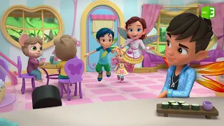 نجم شهير في مقهى بتربين 