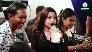 Download ANIK ARNIKA -  BOS AKROM NYAWER BOJONE  DEWEK - JAJAL JAMPI ANYAR - MP3