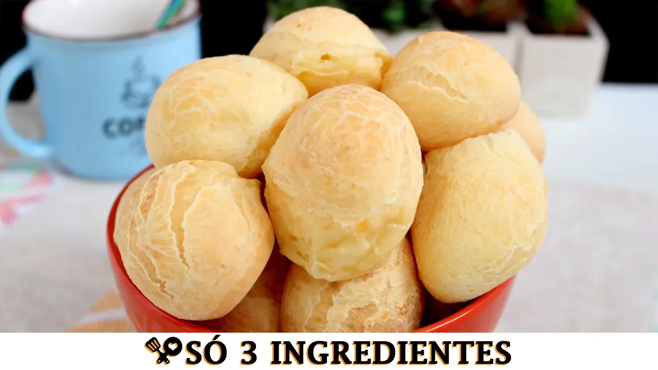 3 copos de polvilho doce (900ml) 1 copo de óleo (300ml) 1 copo de água (300ml) 1 copo de leite (300m. 