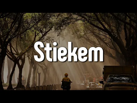 Download MP3 Maan _ Goldband - Stiekem (Letra/Lyrics) | Official Music Video
