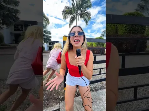 La niñera cantante 🎤