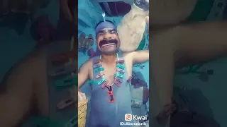 مسافر ماشي من بلدي وسايب الاحباب 