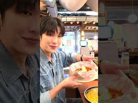 Trying Viral Korean Fusion Food 🇰🇷🍴