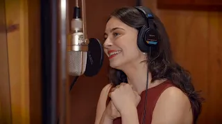 It S Beginning To Look A Lot Like Christmas Stella Cole 