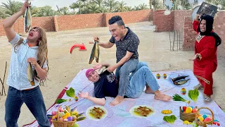 لما تحتفلوا ب شم النسيم وتاكل اخوك الصغير الرنجه والفسيخ عصب عنو عمر نصر 