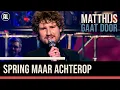 Download Lagu Rosenberg Trio en Thijs Boontjes – Spring Maar Achterop | Matthijs Gaat Door