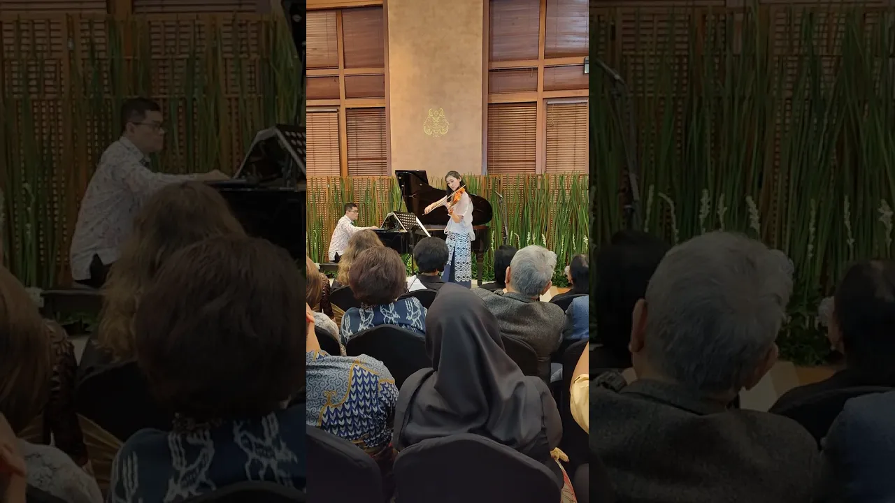 World Premiere - Findolandesia (Ananda Sukarlan)