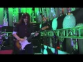 Download Lagu Red Hot Chili Peppers - Dani California - Live at Fuse Studios