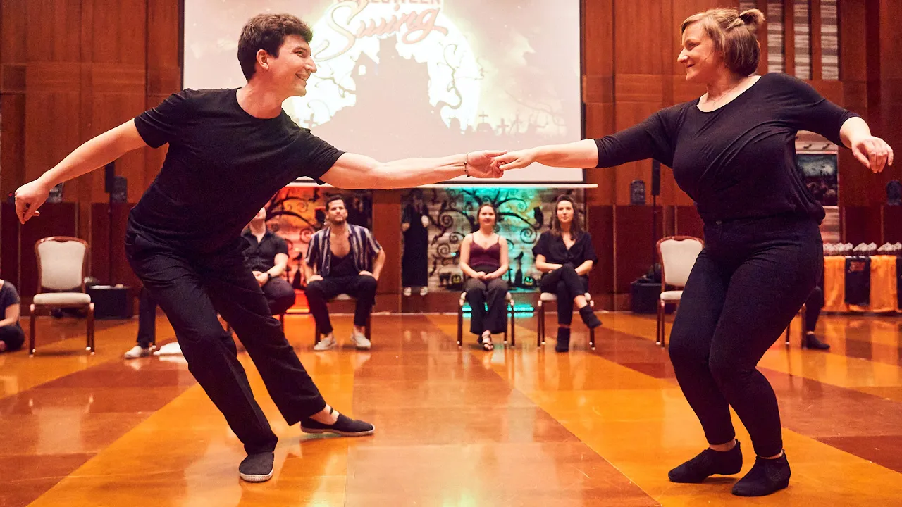 Semion Ovsiannikov & Fabienne Easton "First Class" - Pro Jack&Jill - Warsaw Halloween Swing 2022