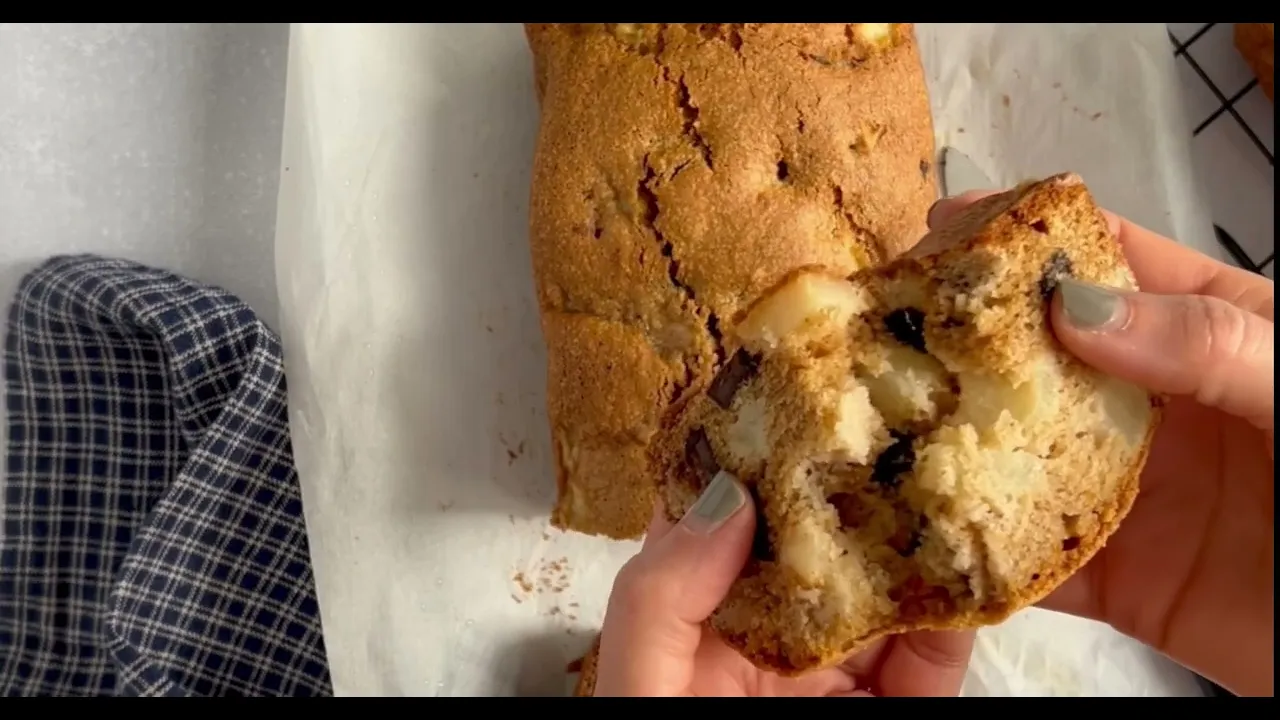 Pear and Chocolate bread