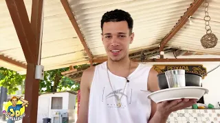 SEVERINO COME DE GRÇA E AINDA FICA COM A NAMORADA DO GARÇOM