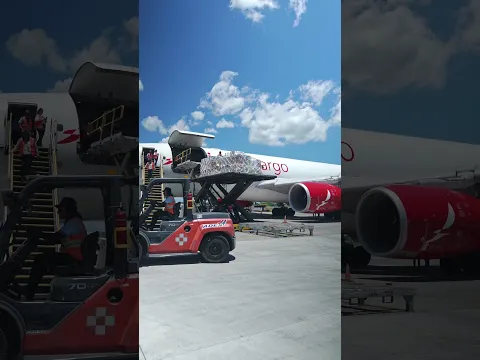 Ya despegó rumbo a Colombia el segundo avión con 50 toneladas