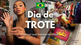 FUI FANTASIADA PRA ESCOLA E ME ARREPENDI? 🤡 O TROTE MAIS CAÓTICO DO TERCEIRÃO!
