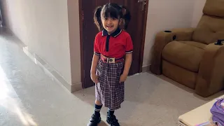 YAROHI KI SCHOOL DRESS A GAYI HAI  😍 ❤️