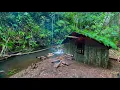 Lagu Membangun tempat perlindungan di tepi sungai || Solo camping Bushcraft