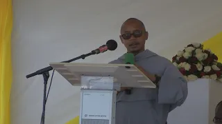 WARSHA YA UWAKA BABA MWENYE IMANI ATASIMAMA PAMOJA NA FAMILIA YAKE 