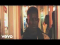 Download Lagu Lerumo - Love Is a Drug
