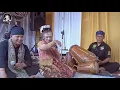 Download Lagu Tonggeret, Seni Sunda. Babeh Berlin, Ceu Eha \u0026 Ayah Widi. siaran ulang.