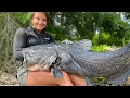 Catfish Noodling Best Day EVER Grabbing HUGE Fish Caught One of My Biggest Bluecats Hand Fishing